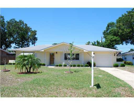 8826 109th Ln., Seminole, FL 33772