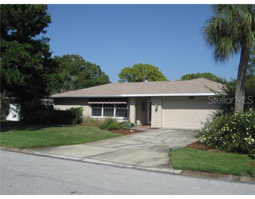 6301 Tanglewood Dr., St Petersburg, FL 33702