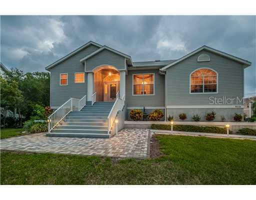 489 Riverside Dr., Tarpon Springs, FL 34689