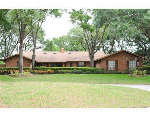 2148 Laurence Dr., Largo, FL 33764