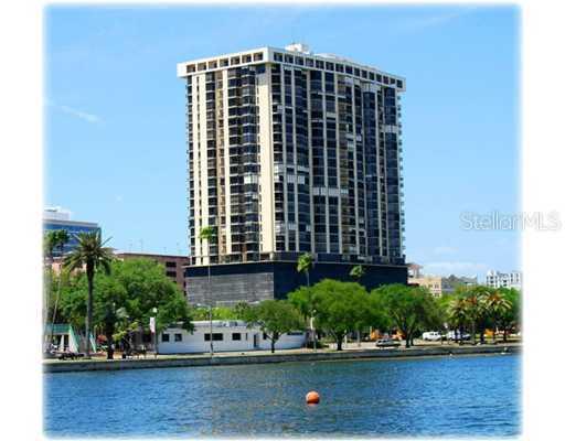 1 Beach Dr. #1809, St Petersburg, FL 33701