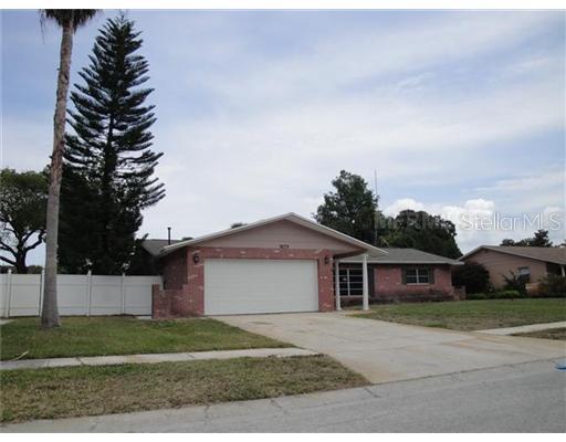 9279 78th Ave., Seminole, FL 33777