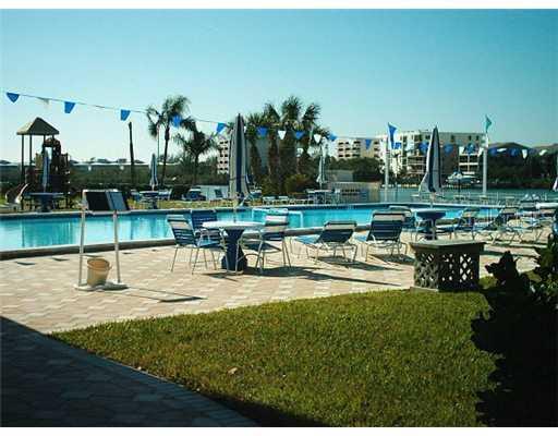 12015 Regal Dr #57, Largo, FL 33774