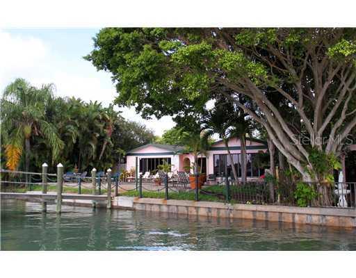 7131 Bay St., St Pete Beach, FL 33706