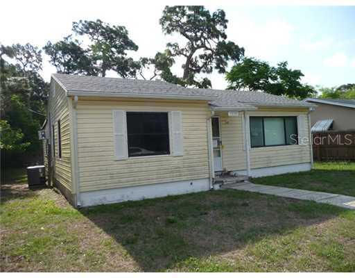 1014 Hull St., Gulfport, FL 33707