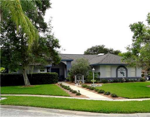 7597 Drew Oak Dr., Seminole, FL 33772