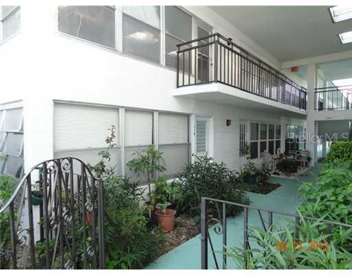 3100 Hartford St. #114, St Petersburg, FL 33713