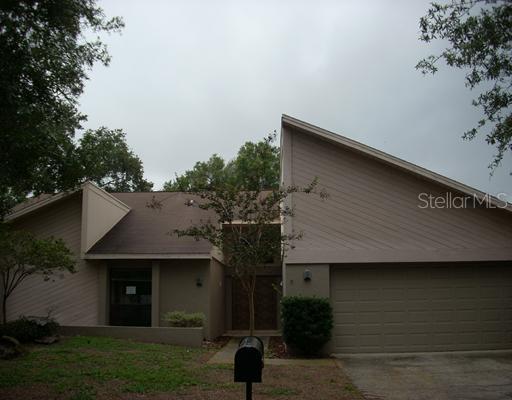 9640 105th Ave., Largo, FL 33773