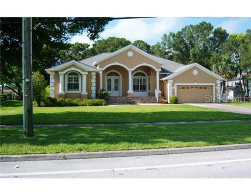 703 Lafayette Blvd., Oldsmar, FL 34677