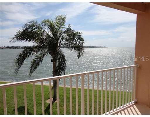 7400 Sunshine Skyway Ln. #118, St Petersburg, FL 33711