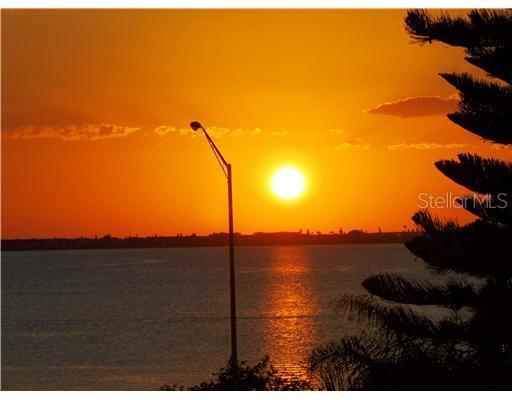 7432 Sunshine Skyway Ln. #401, St Petersburg, FL 33711