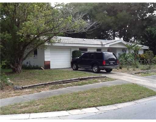 1458 Croydon Dr., Clearwater, FL 33756