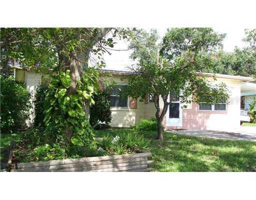 6496 Gem Ln., Seminole, FL 33772