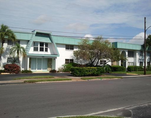 3100 Hartford St. #208, St Petersburg, FL 33713