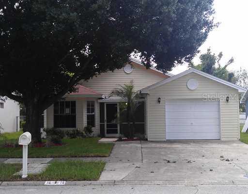 515 Center Point Rd., Valrico, FL 33594