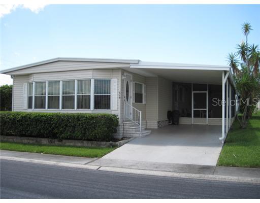 219 Red Maple Dr., Palm Harbor, FL 34684