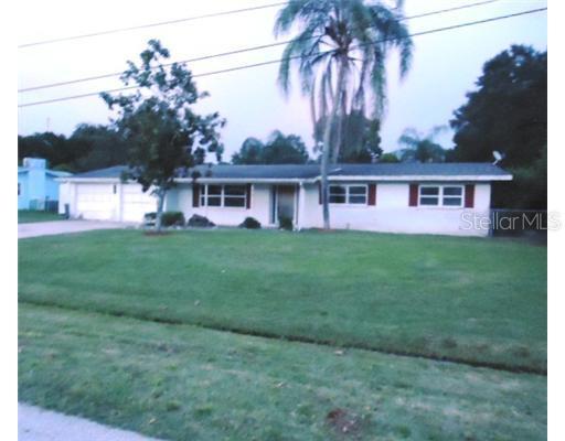 517 E Lake Dr., Sarasota, FL 34232