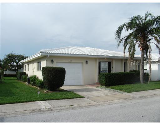 5427 Springwood Blvd., Pinellas Park, FL 33782