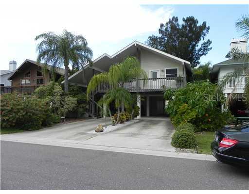 17708 1st St., Redington Shores, FL 33708