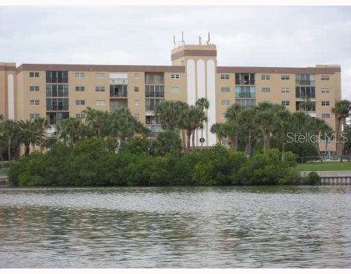 10216 Regal Dr. #406, Largo, FL 33774
