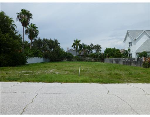 Barcelona Dr., Tierra Verde, FL 33715