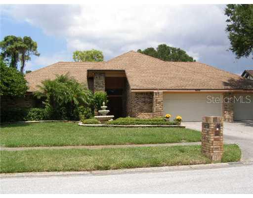 8609 Longwood Dr., Seminole, FL 33777