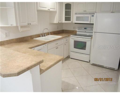 605 Lennox Rd., Palm Harbor, FL 34683