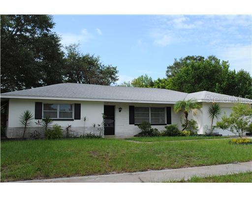 2642 Oakbrook Dr., Largo, FL 33770