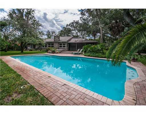 5933 Gulfport Blvd., Gulfport, FL 33707