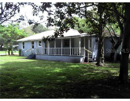 902 W Wheeler Rd., Brandon, FL 33510