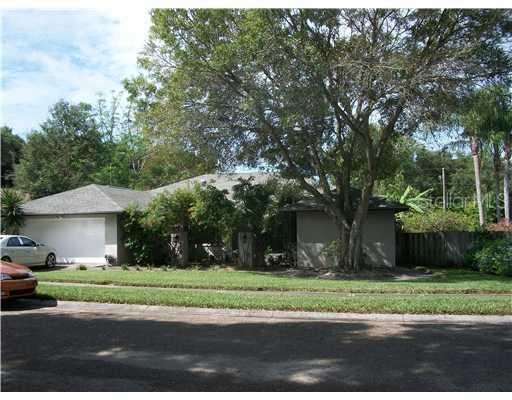 849 Village Way, Palm Harbor, FL 34683