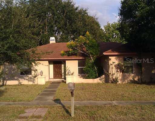 110 Normandy Cir., Palm Harbor, FL 34683