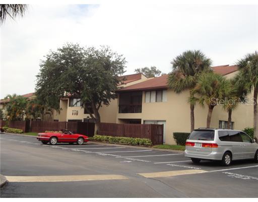 770 Village Lake Ter. #107, St Petersburg, FL 33716