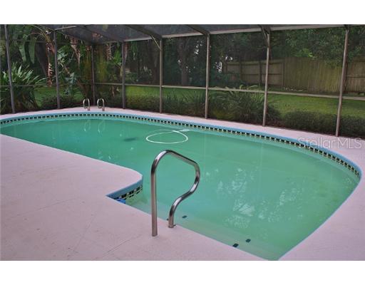 1648 Pine Pl., Clearwater, FL 33755