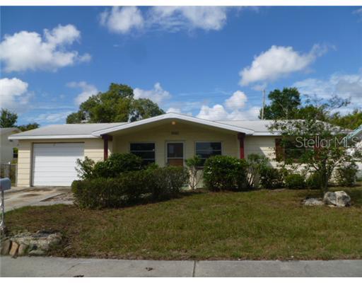 1051 Dartmouth Dr., Holiday, FL 34691