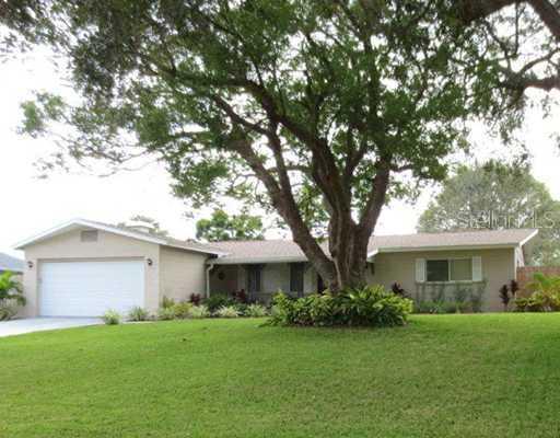 10429 Silhavy Dr., Largo, FL 33774
