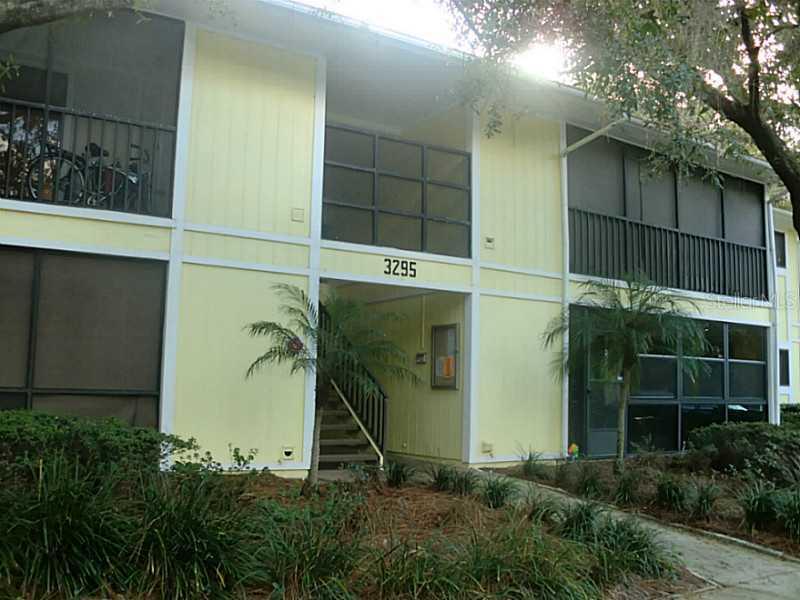3295 Fox Chase Cir. #106, Palm Harbor, FL 34683