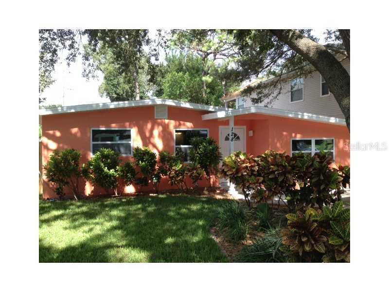 128 Pennsylvania Ave., Palm Harbor, FL 34683