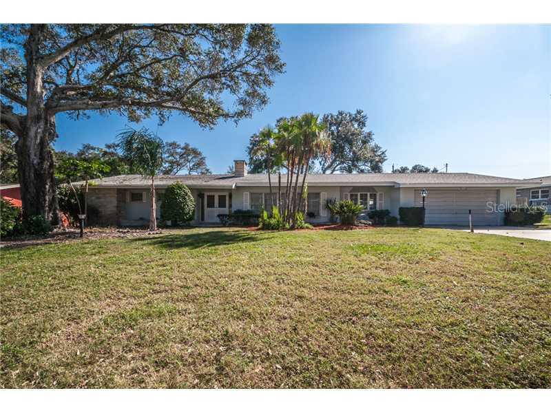 1813 Oak Park Dr., Clearwater, FL 33764