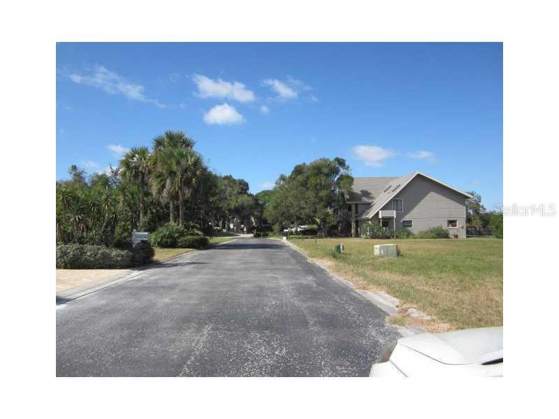 9 Mariner Way, Tarpon Springs, FL 34689