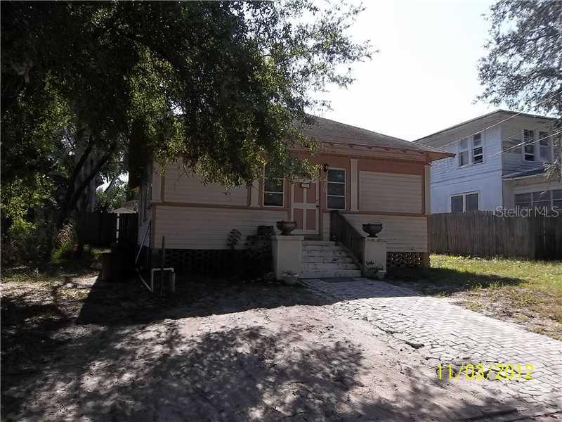 420 Boston St., Tarpon Springs, FL 34689