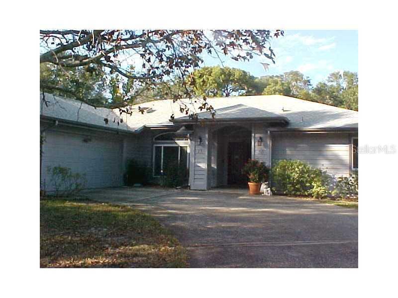 2330 Pine Tree Ter., Palm Harbor, FL 34683