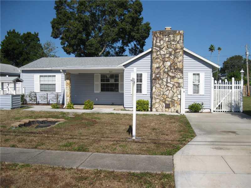 621 85th Ave., St Petersburg, FL 33702