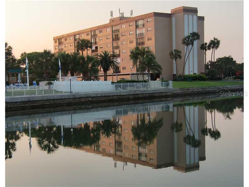 10216 Regal Dr. #405, Largo, FL 33774