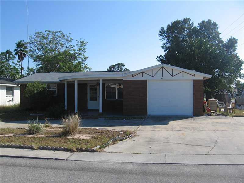 3242 Hoover Dr., Holiday, FL 34691