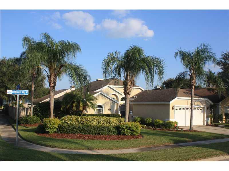 12815 Pineforest Way, Largo, FL 33773