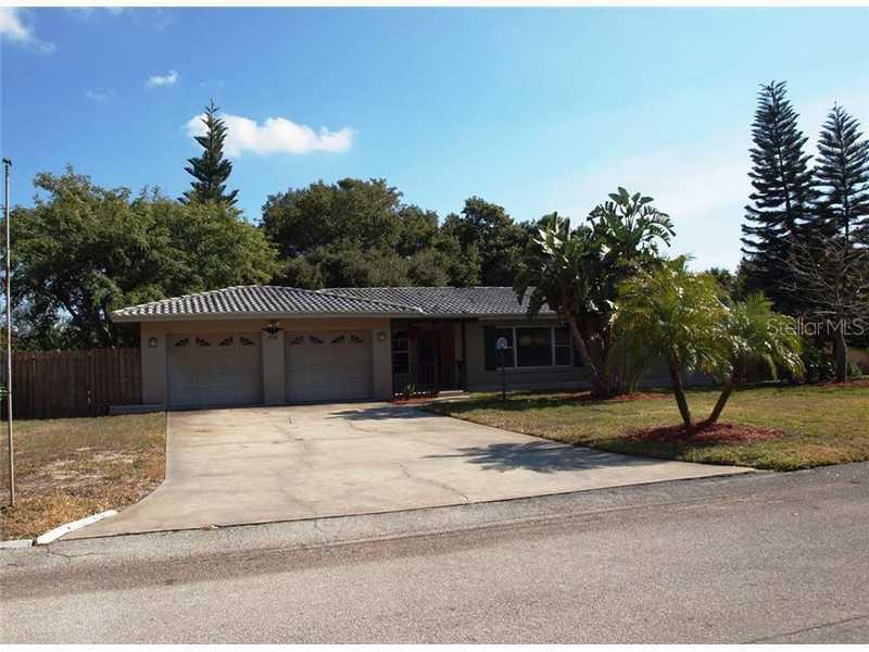 209 Live Oak Ln., Largo, FL 33770