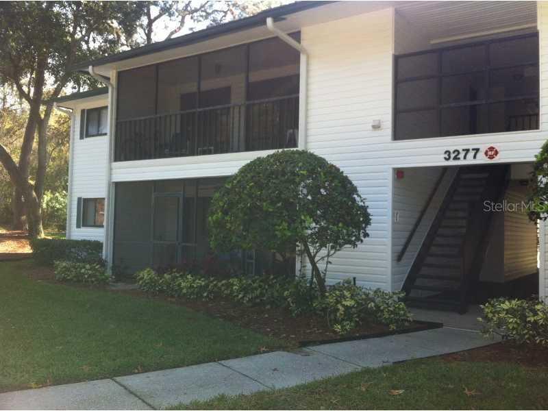 3277 Fox Chase Cir. #201, Palm Harbor, FL 34683