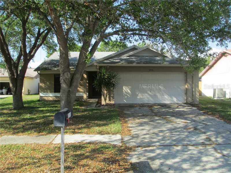 1703 Sanderling Ct., Brandon, FL 33511