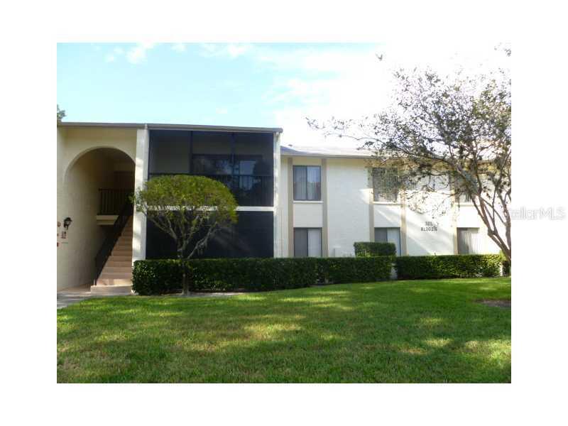 3211 Lake Pine Way #D2, Tarpon Springs, FL 34688